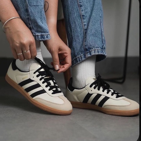 NEW IN BOX Adidas Samba OG Sand Strata women’s size 9 / men’s size 7 - Picture 10 of 16